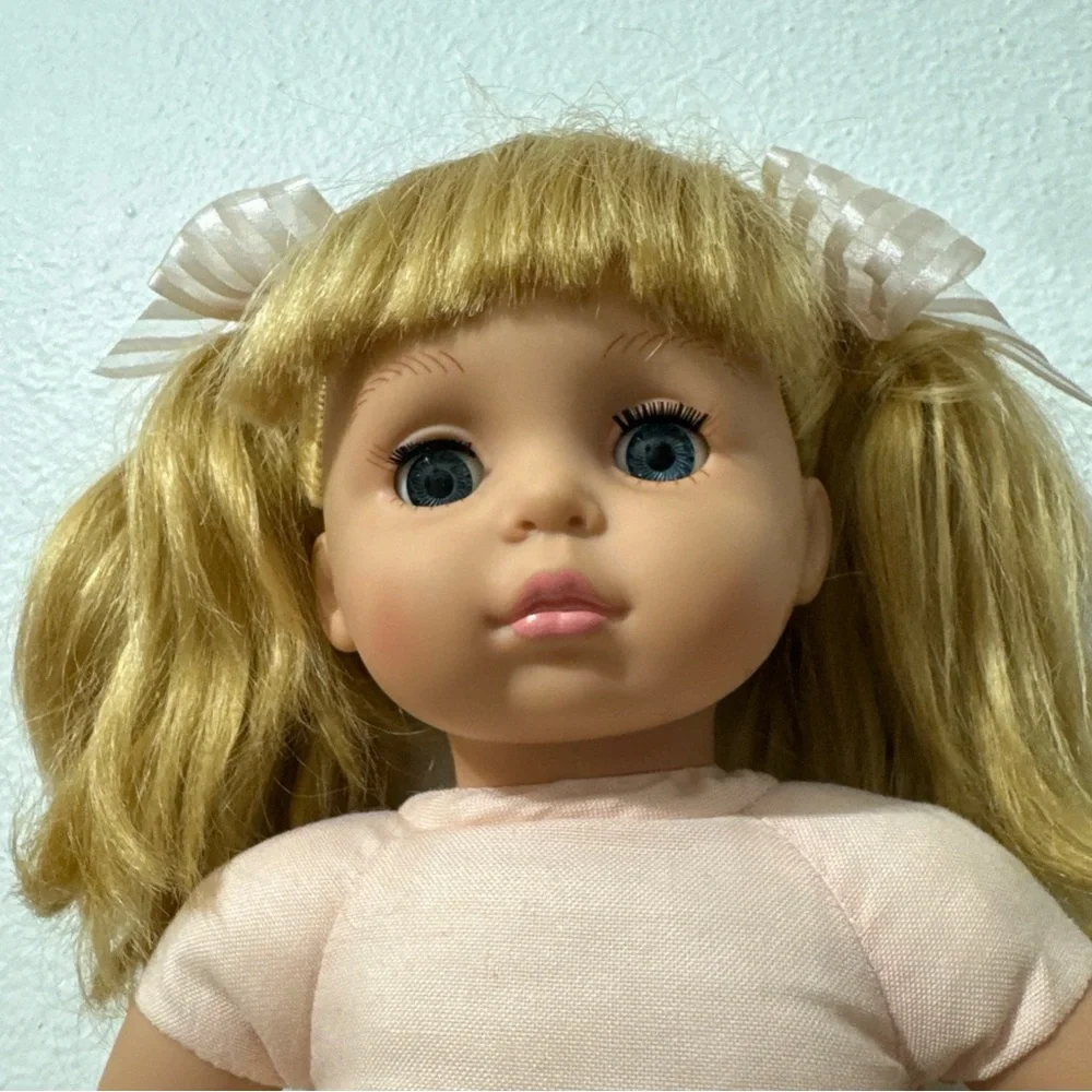Alexander Doll Co 14” Blonde Vinyl Doll 1999 Vintage Pigtails‎ Sleepy Eyes
